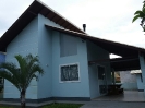 90m²